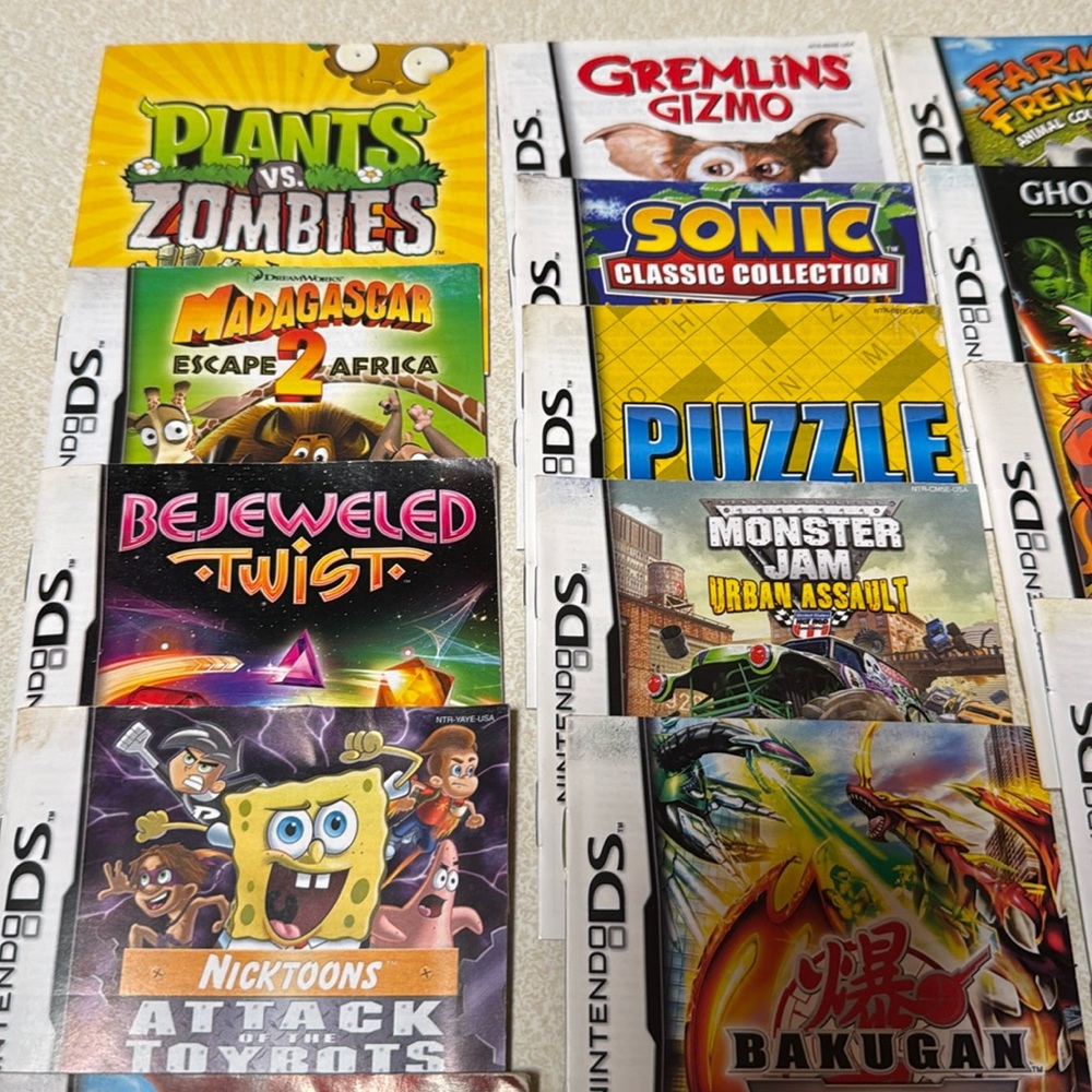 Nintendo DS instruction booklets - Picture 2 of 8